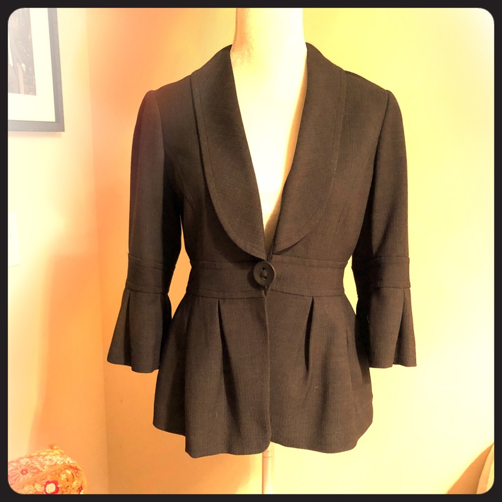 ❌SOLD❌NWOT Studio M Dark Gray Suit with Peplum, 6